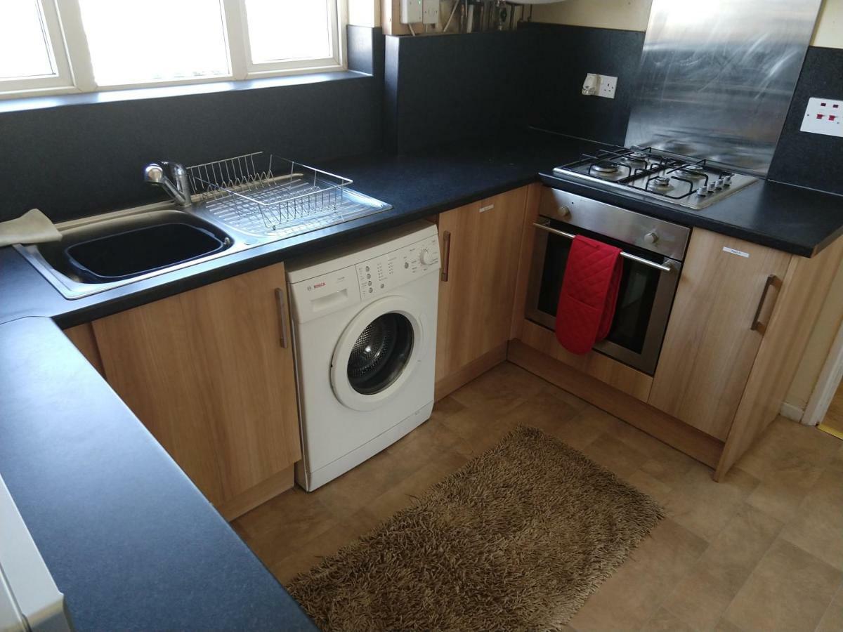 Rowe Gardens - Self Catering - Guesthouse Style - Comfortable Twin Or Double Rooms - Quiet Residential Area Workington Buitenkant foto